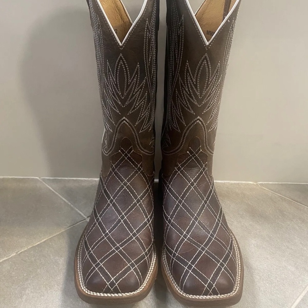 Women's Macie Bean Chocolate with Diamond Stitch Embroidery Square Toe 9.5